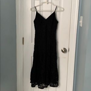 Lulus Black Lace Tiered Midi Dress